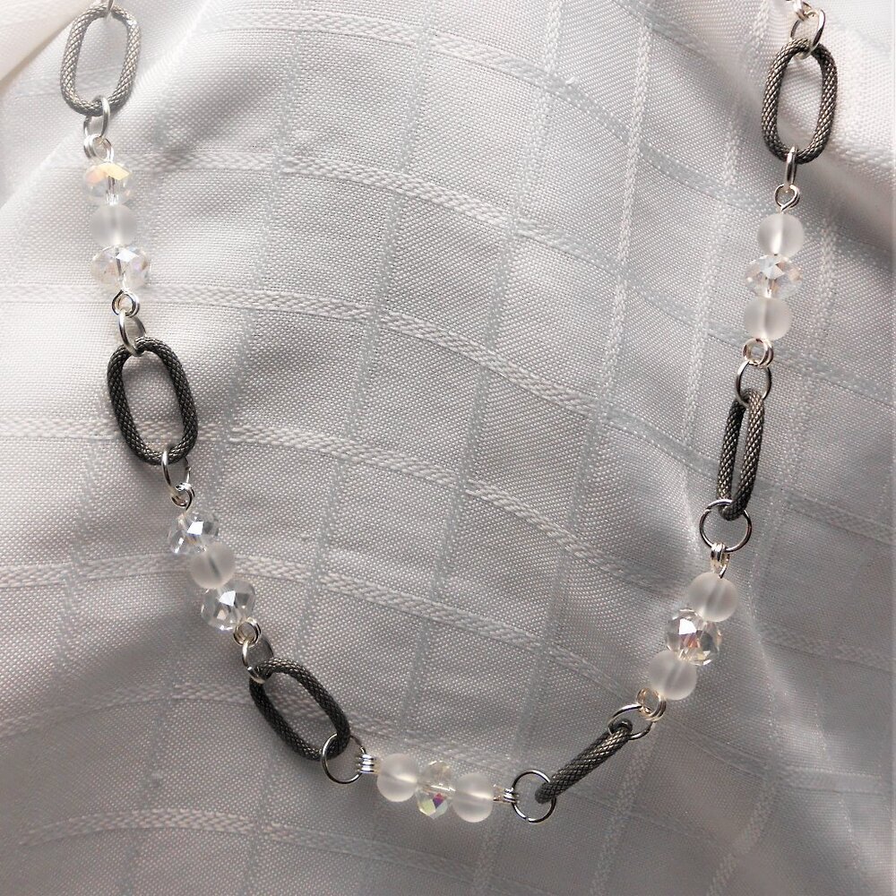 No.993 Handmade necklace and earrings with glass beads  & antique rings